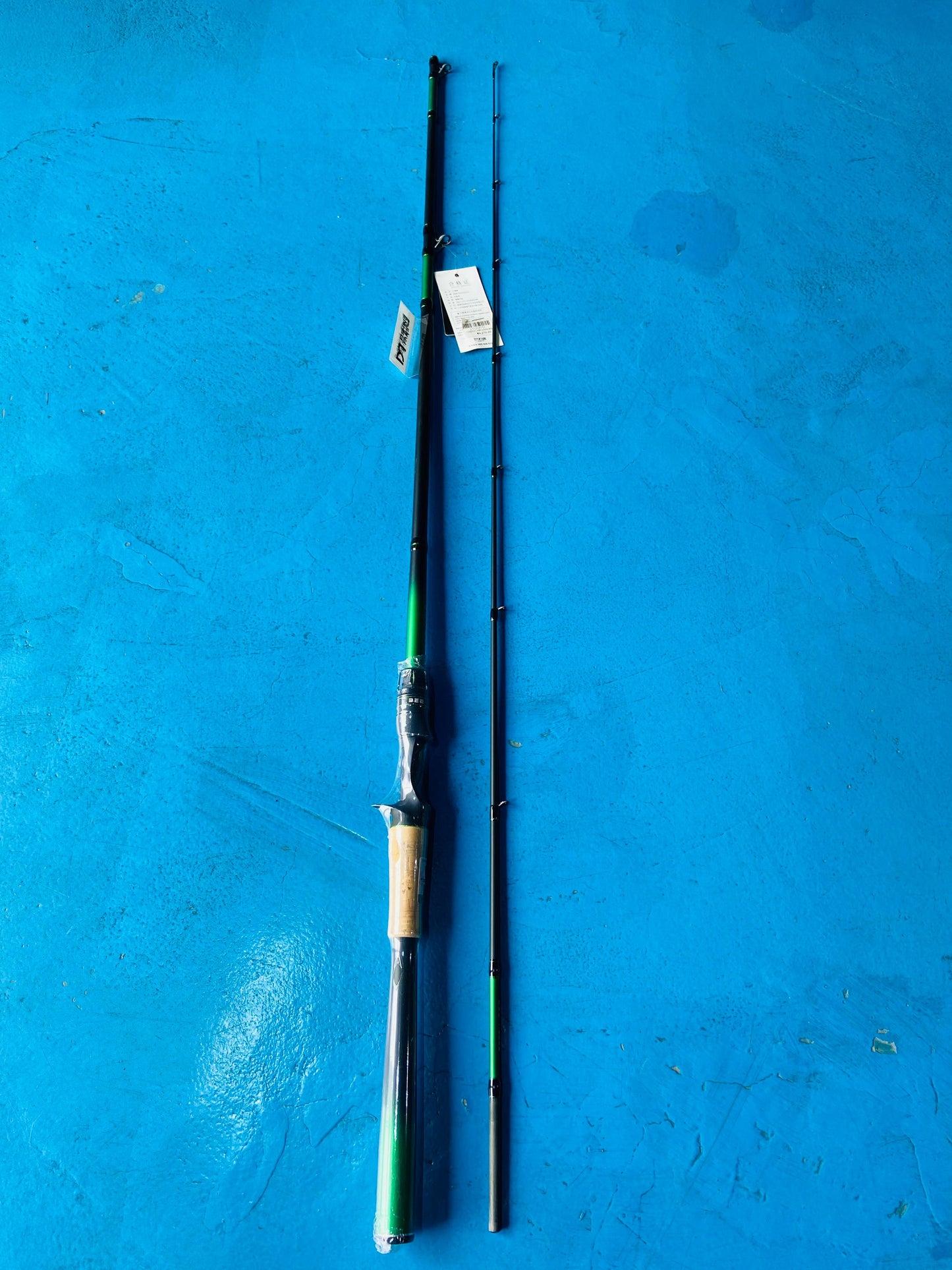 FISHINGFANS ACE GREEN BAITCASTING ROD POWER:MEDIUM HEAVY LENGTH: 1.98M  ACTION: F  LURE: 10-20G PE:0.8-2.0