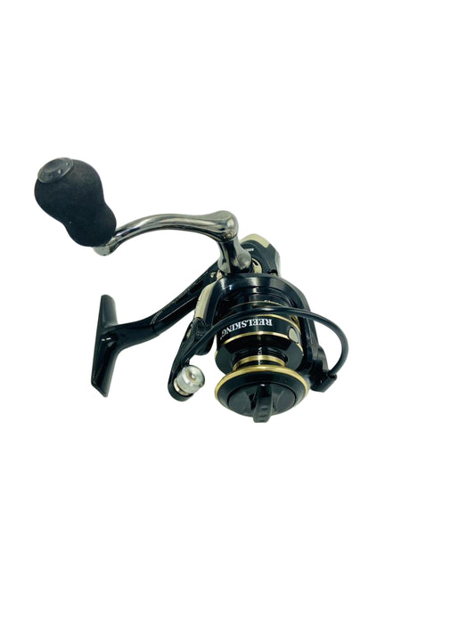 Spinning Fishing Reel Black Series 3000