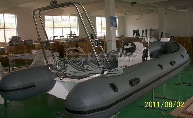 Rigid Inflatable Boat (RIB) With console, seat, roll bar, made from 1 ...