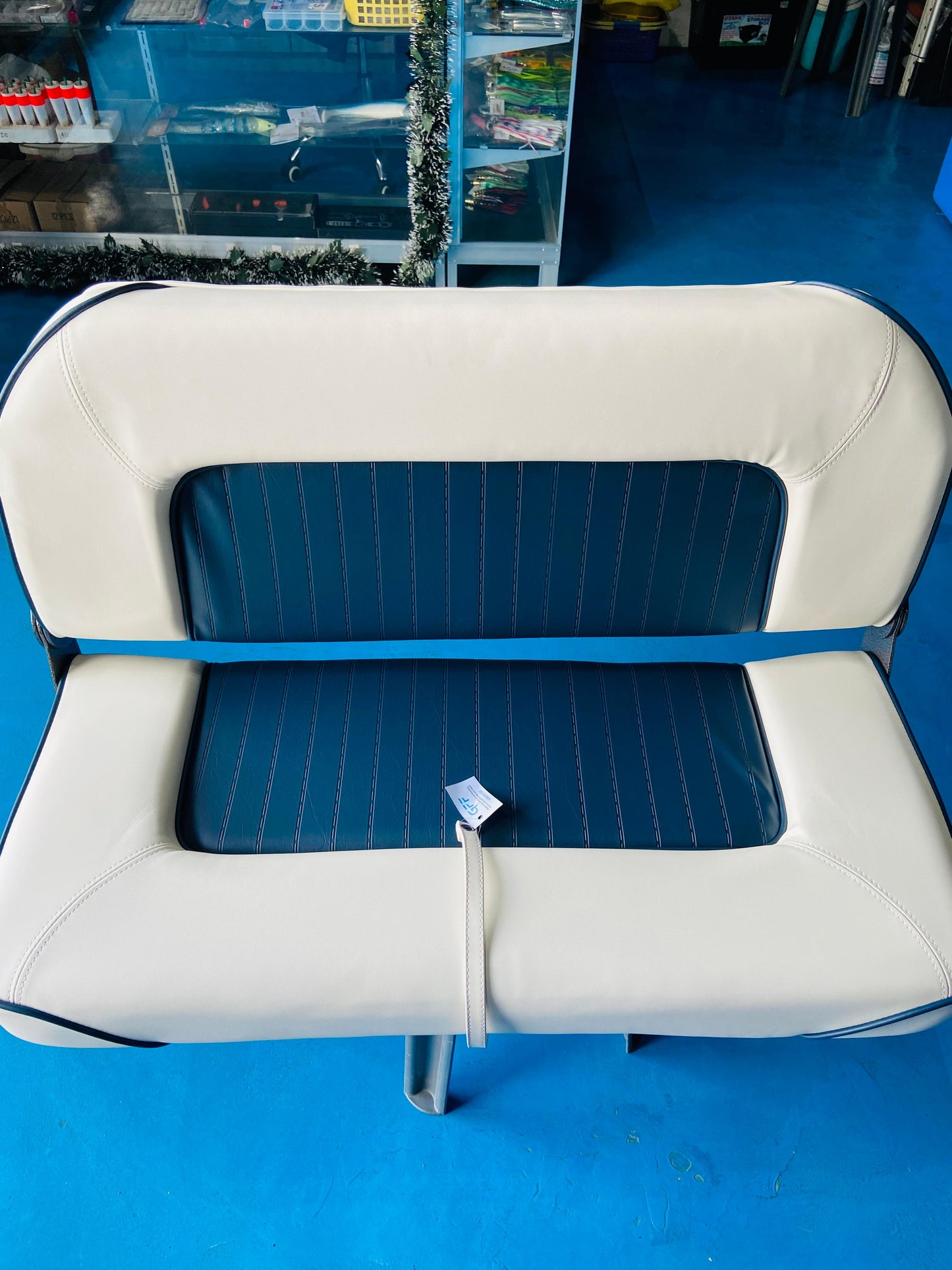 WHITE + BLUE BENCH SEAT ASM18021